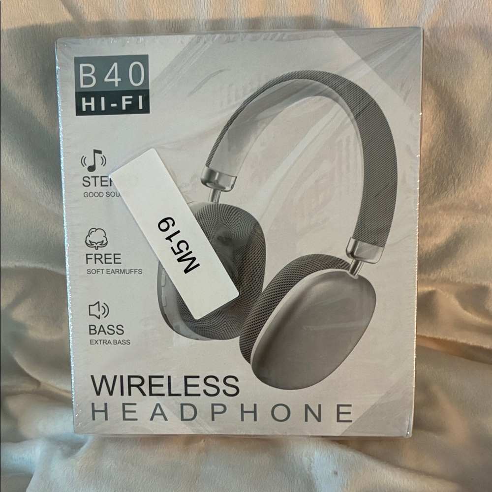 Wireless B40 Hi‑Fi Headphones in Blue